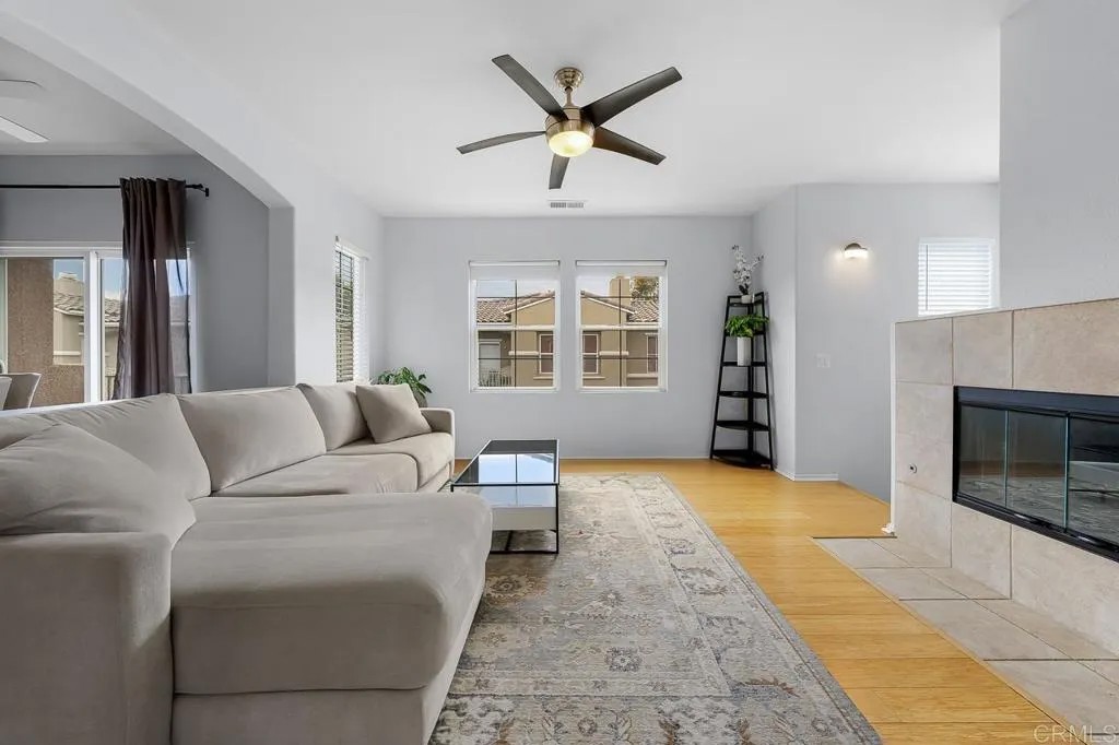 809 Caminito Francisco 1