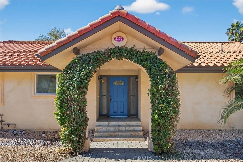 Photo of 2152 Ramona Lane, Vista, CA 92084 (MLS # ND26014370)