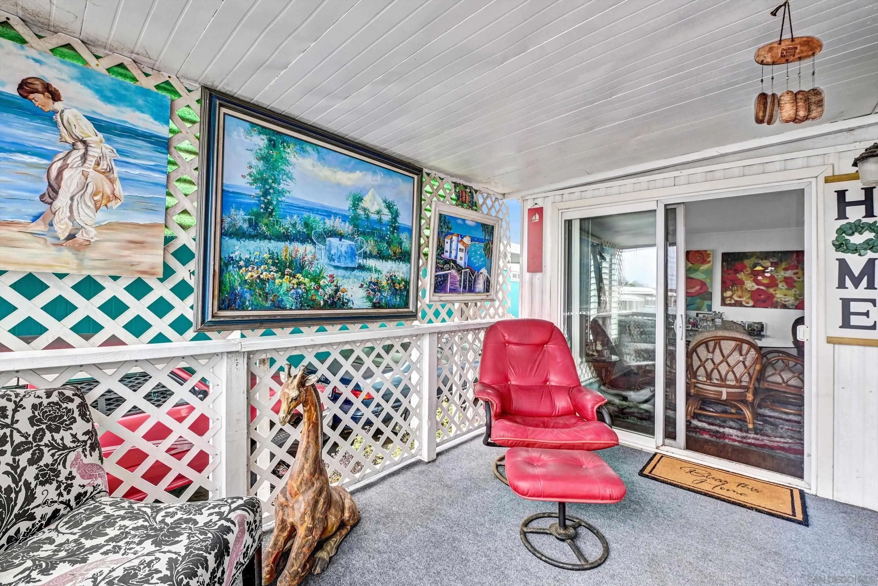153 Sherri Ln