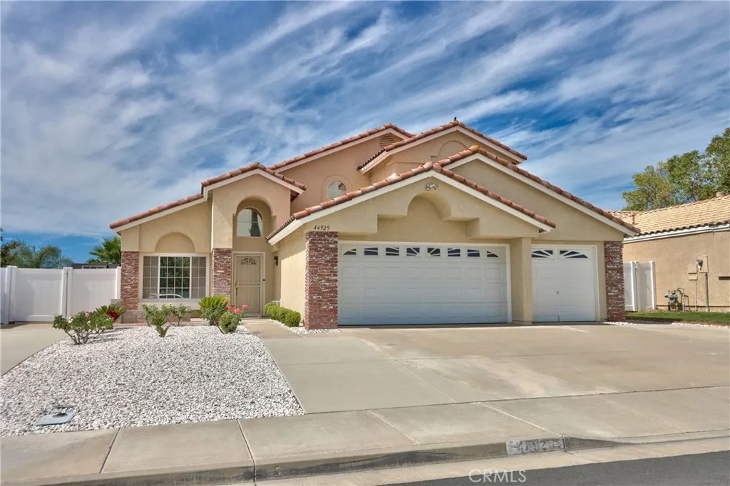 44929 Camino Alamosa