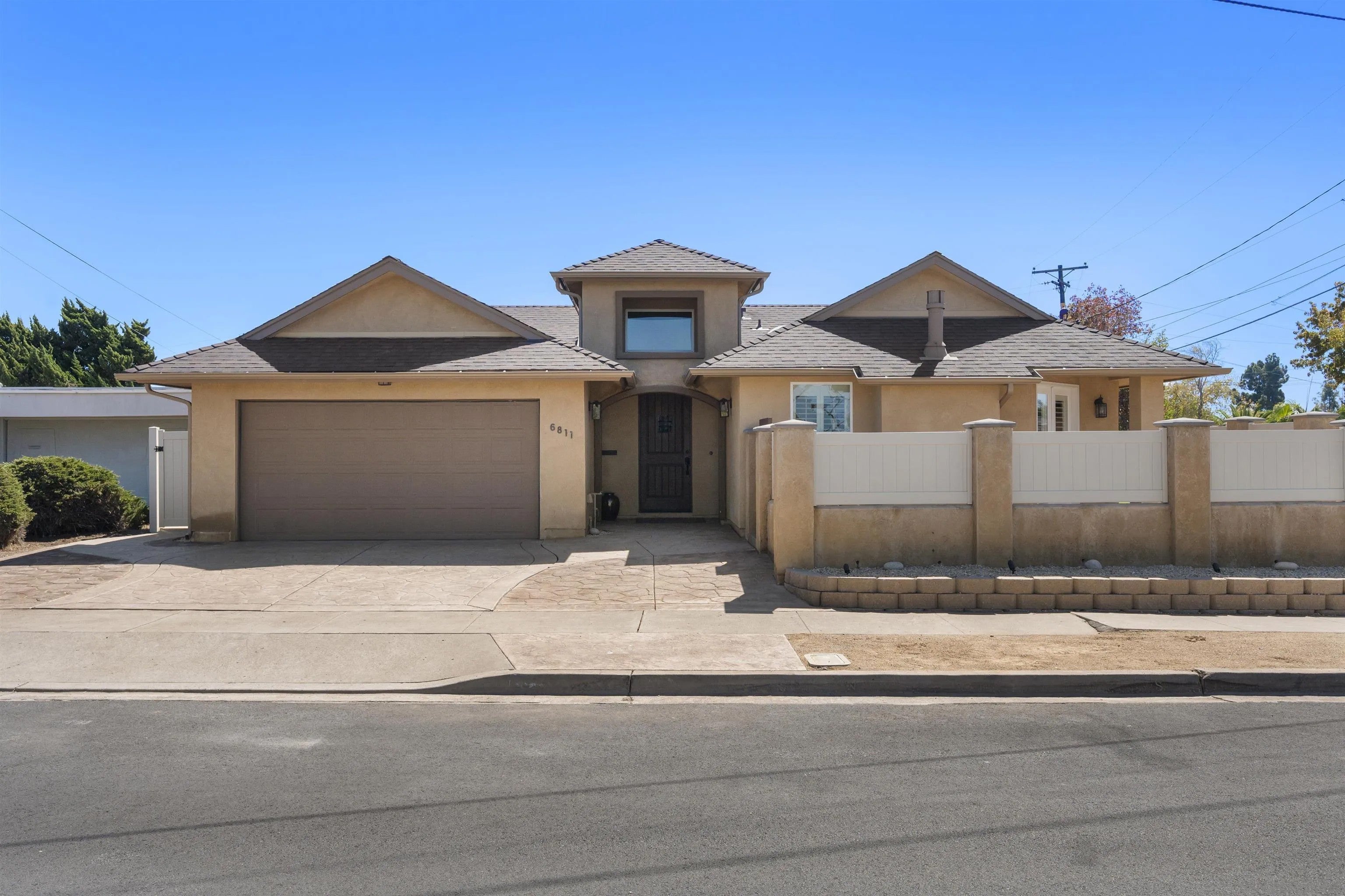 6811 Boxford Drive