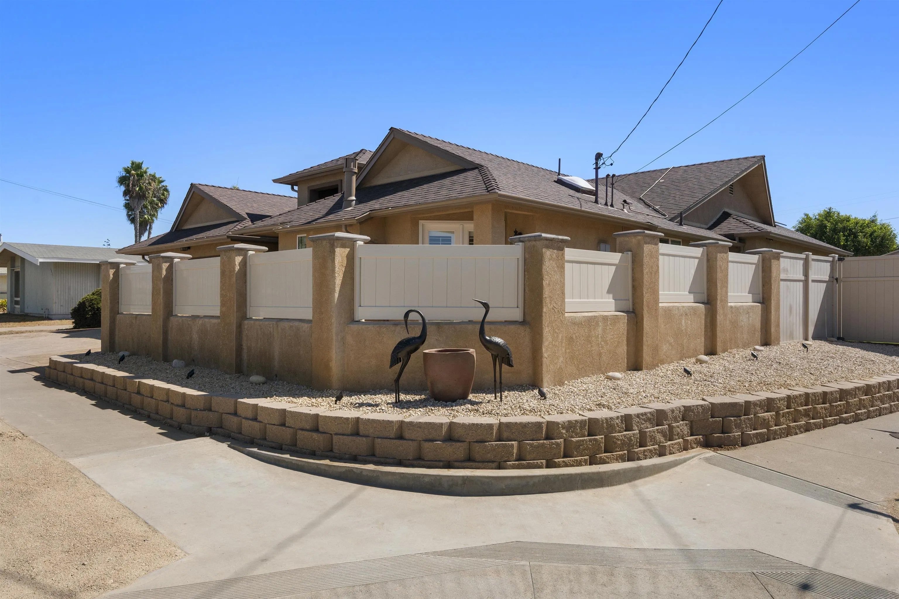6811 Boxford Drive
