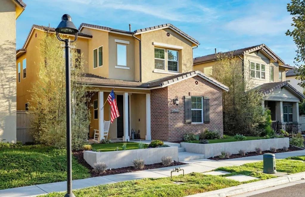 Photo of 21565 Trail Ridge Drive, Escondido, CA 92029 (MLS # PTP2606225)