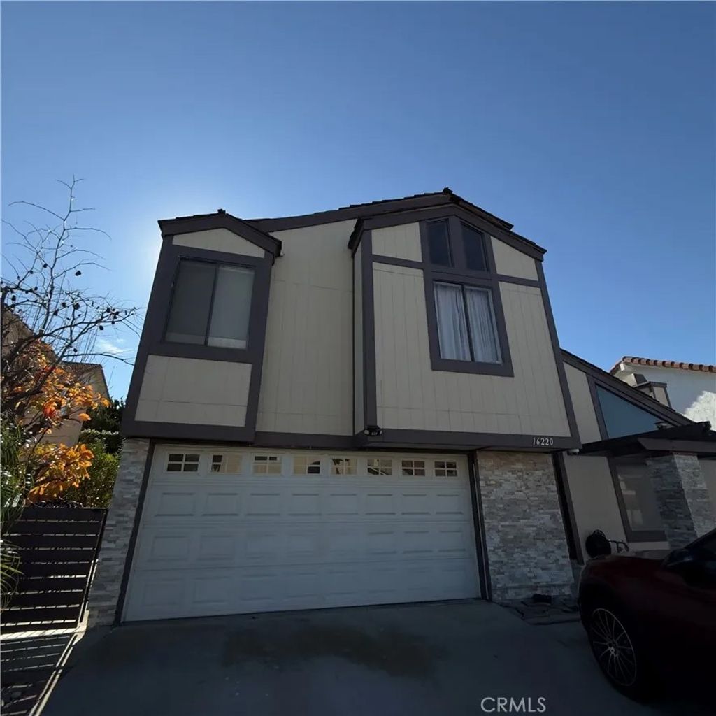 Photo of 16220 Glencove Dr, Hacienda Heights, CA 91745 (MLS # TR25271603)