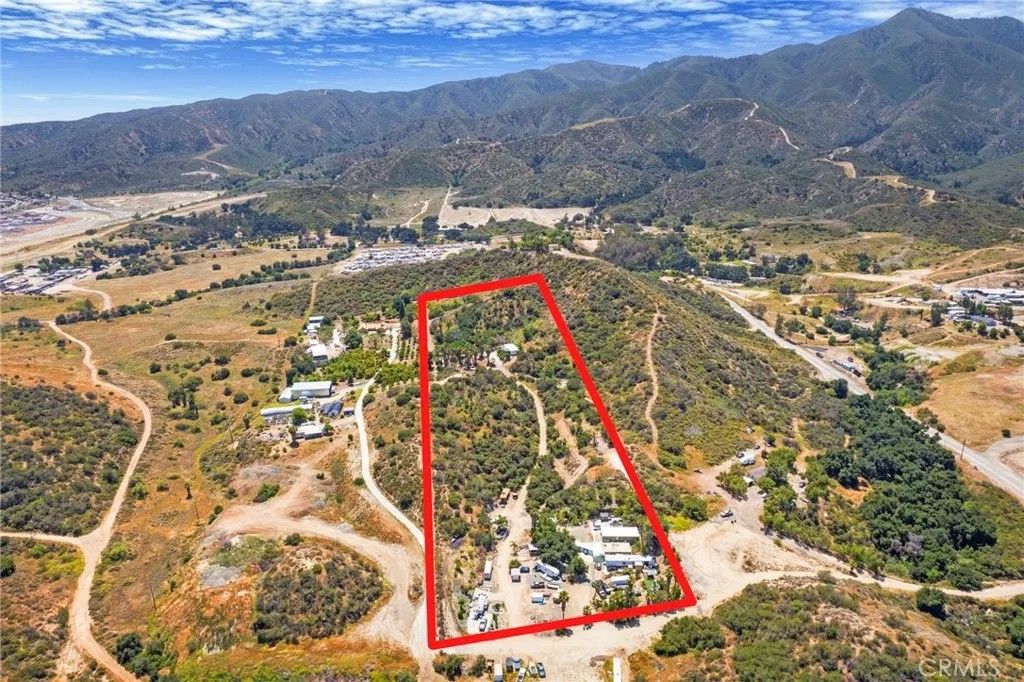 Photo of 12385 Beardsley Way, Corona, CA 92883 (MLS # PW26093079)