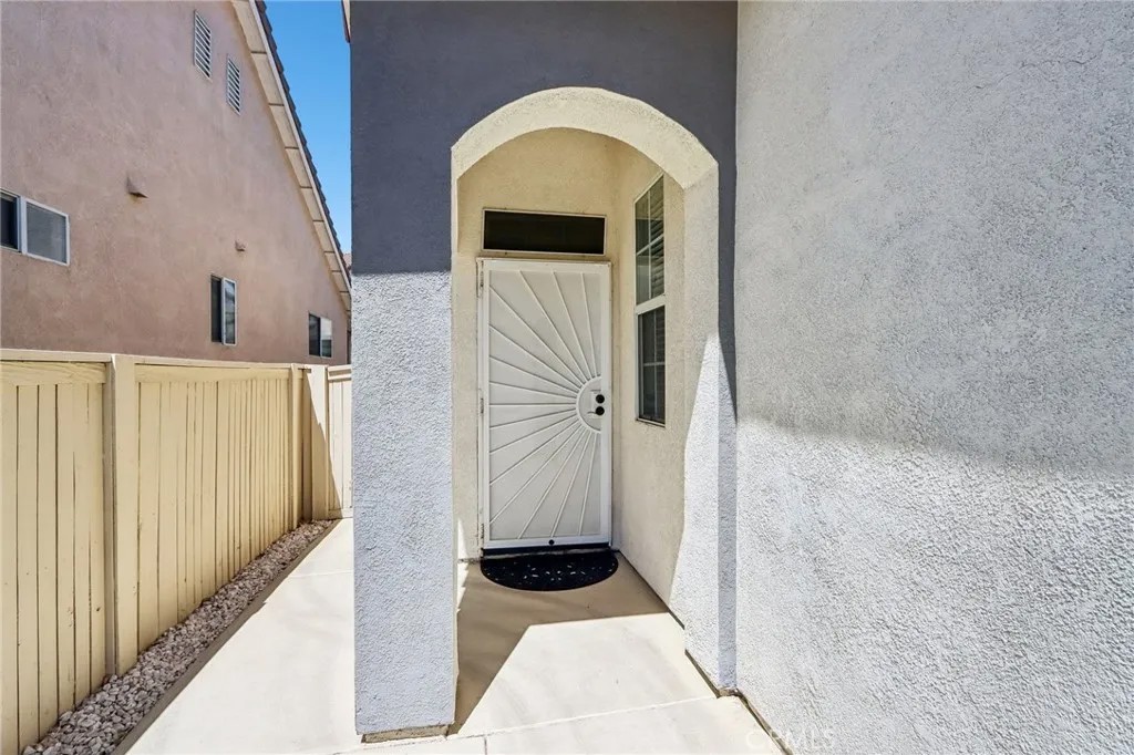 1732 Ametista Drive