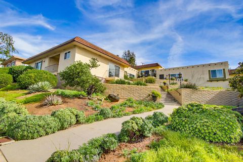 Photo of 725 E 4th Ave #Unit G, Escondido, CA 92025 (MLS # 260005437)