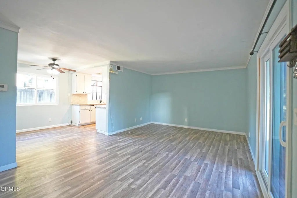 Photo of 434 N Oakland Avenue #2, Pasadena, CA 91101 (MLS # P1-29368)