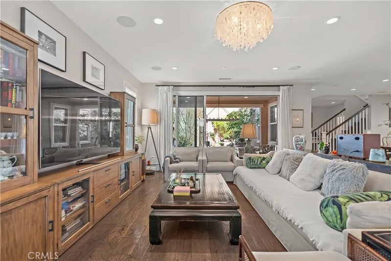 220 Barnes