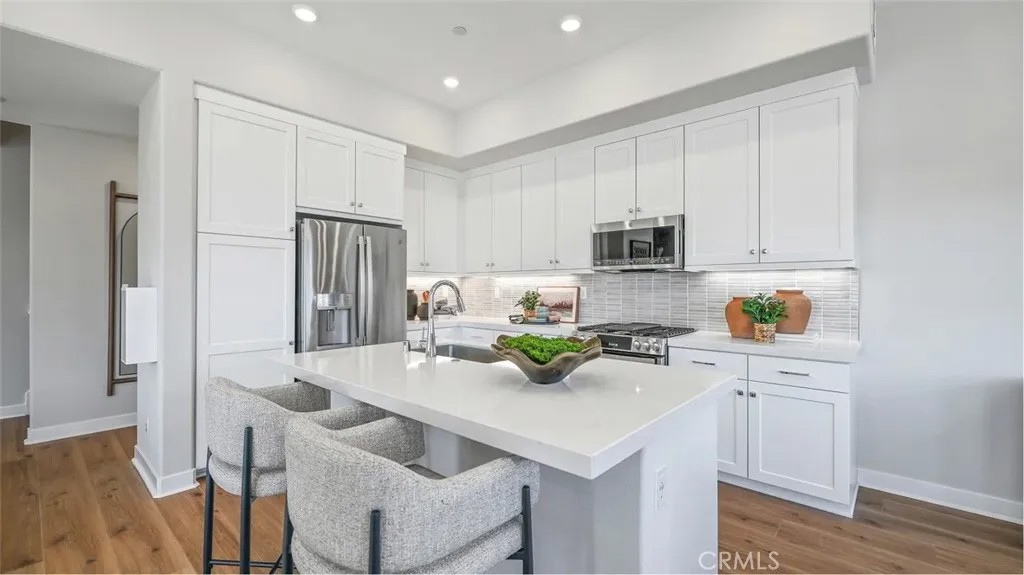 1315 Snowberry Place