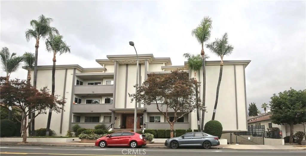 Photo of 1299 Cordova St, Pasadena, CA 91106 (MLS # AR25239908)