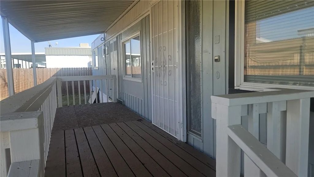 Photo of 6601 Eucalyptus Dr, Bakersfield, CA 93306 (MLS # PW26093349)