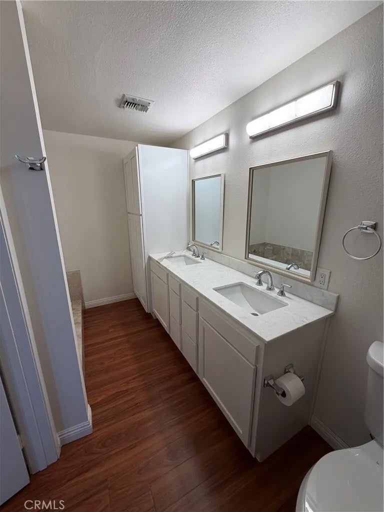 8455 Fountain 203