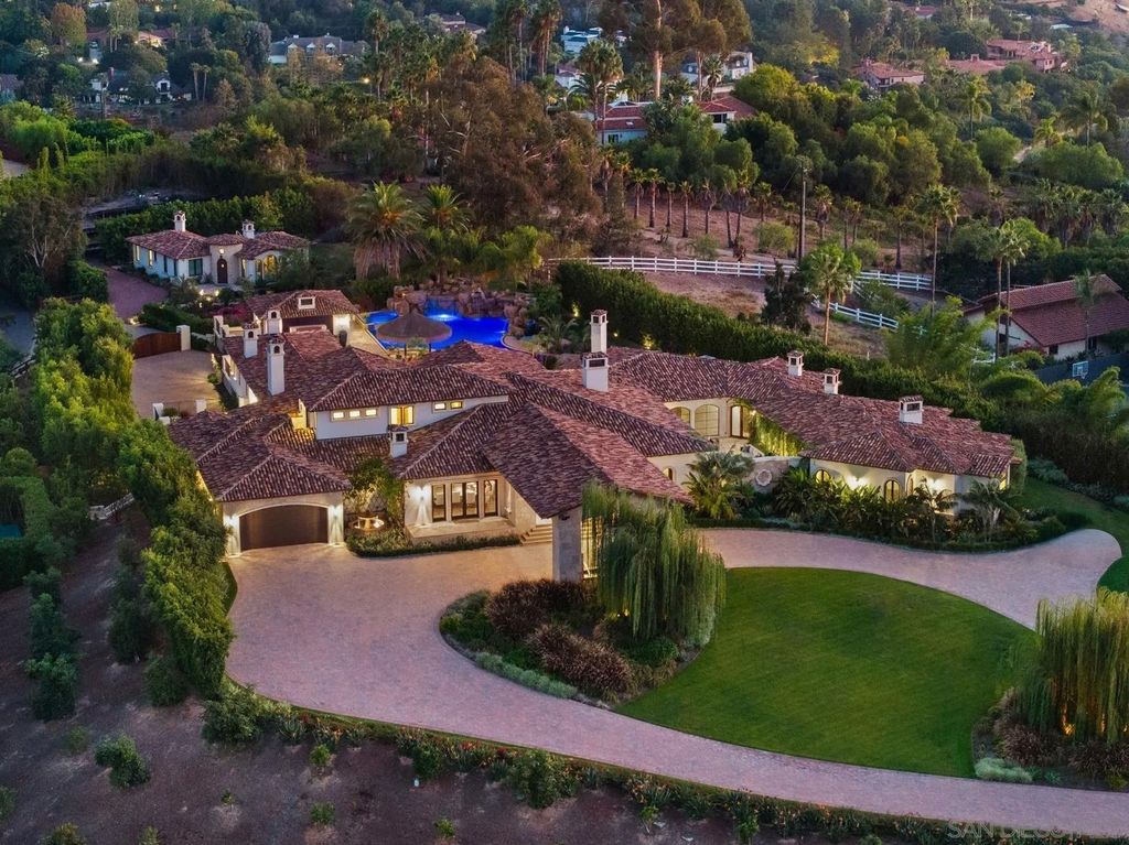 Photo of 7029 Las Colinas, Rancho Santa Fe, CA 92067 (MLS # 250041911)