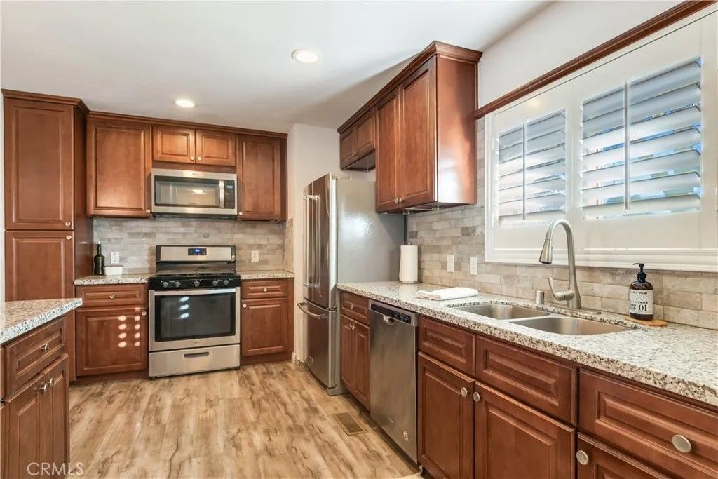 Photo of 33278 Colorado St, Yucaipa, CA 92399 (MLS # IG25266546)