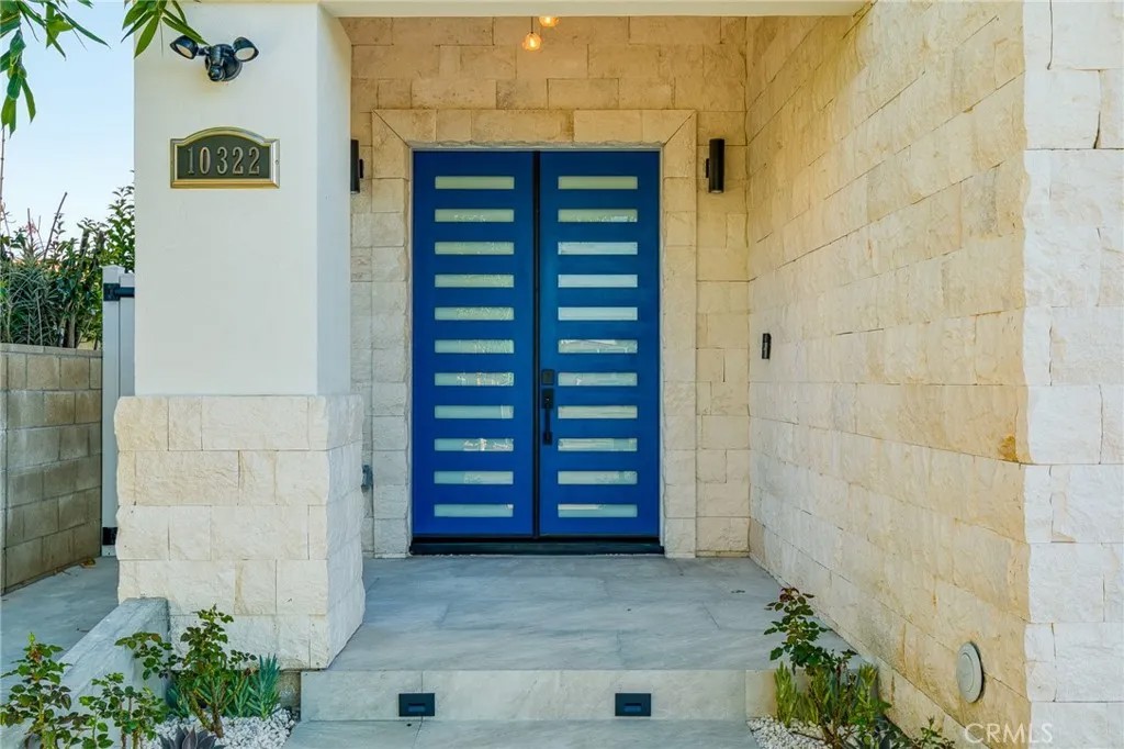 10322 Avenida Cinco De Mayo