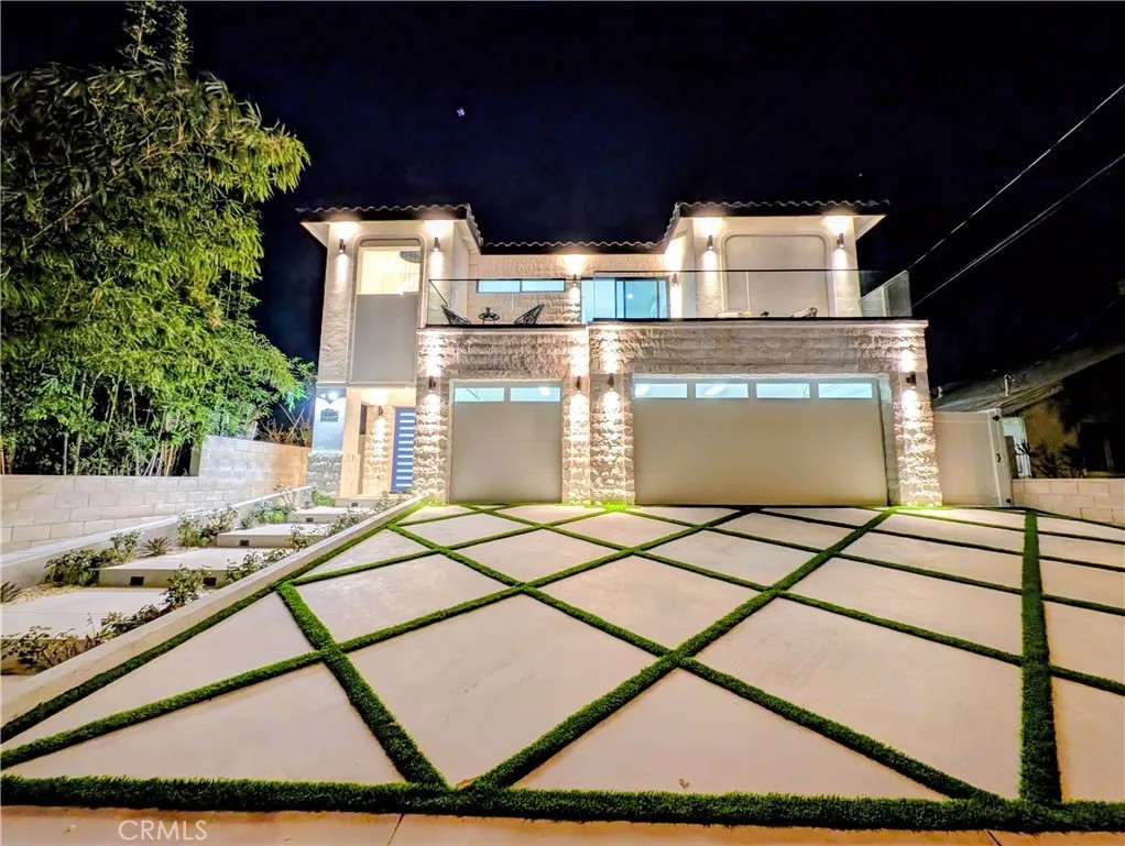 10322 Avenida Cinco De Mayo