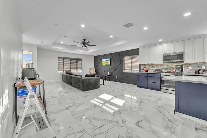 10715 Wilson