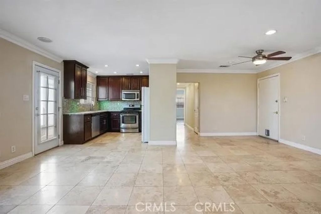 Photo of 32989 Pepper Dr, Lake Elsinore, CA 92530 (MLS # SW26050398)