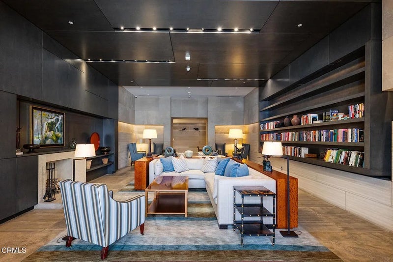 345 E Colorado Boulevard 203