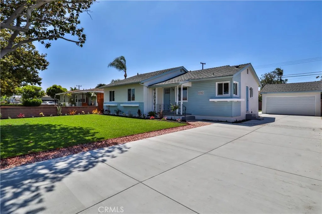 12142 Stanford Avenue