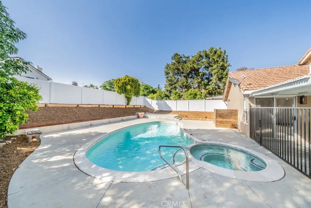 Photo of 33467 Viewpoint Dr, Wildomar, CA 92595 (MLS # WS26093396)