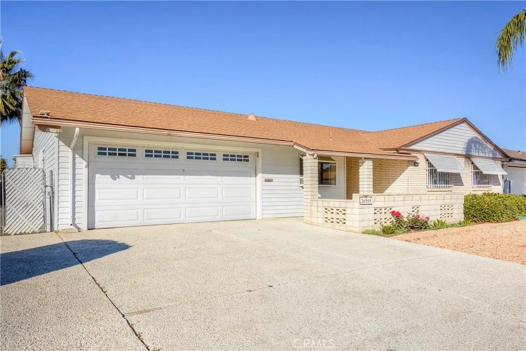 Photo of 26500 New Bedford Rd, Menifee, CA 92586 (MLS # IG26022291)