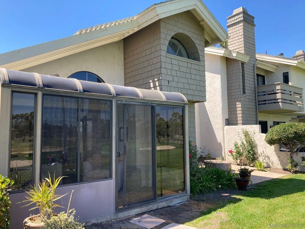 Photo of 4023 Avenida Brisa, Rancho Santa Fe, CA 92091 (MLS # 250045336)