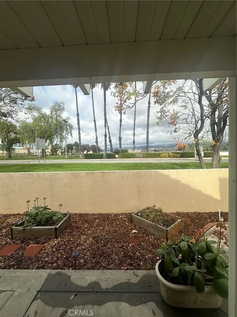 6111 Wingfoot Avenue