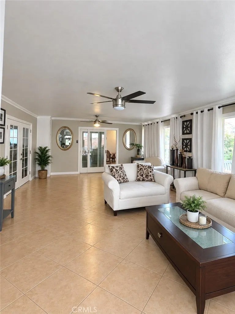 1580 W Stoneman