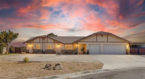 Photo of 11679 Winterhawk Way, Apple Valley, CA 92308 (MLS # IV26024001)