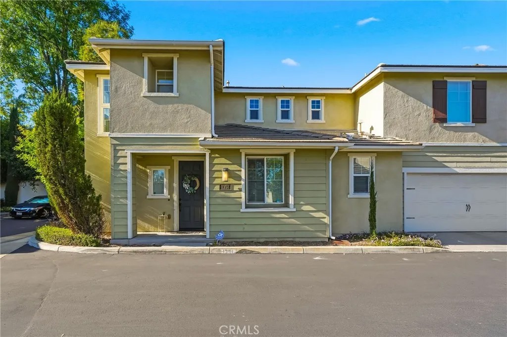 1351 Bonnie Cove