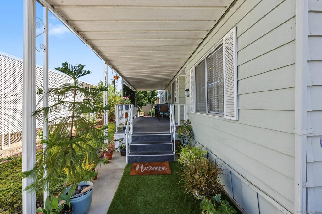 Photo of 2280 E Valley Parkway #122, Escondido, CA 92027 (MLS # 260023286)