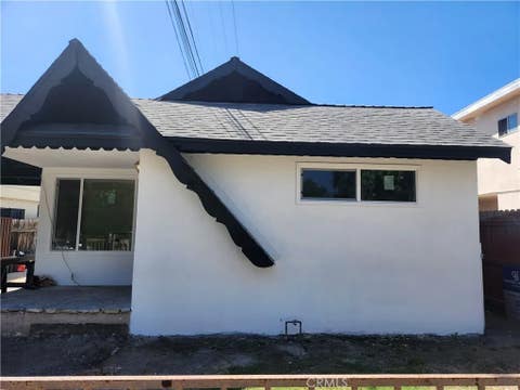 Photo of 3478 W 67th ST, Los Angeles, CA 90043 (MLS # CV26187471)