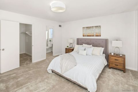 Tiny photo for 2324 Montclair St, San Diego, CA 92104 (MLS # 250042370)