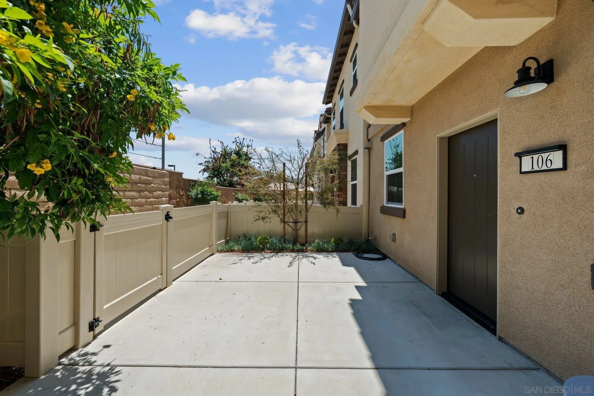 San Marcos, California 92069, United States, 4 Bedrooms Bedrooms, ,3 BathroomsBathrooms,Residential,Active,166867