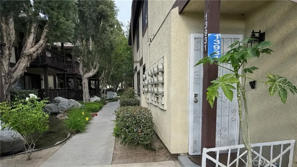 13931 Spring Water Court 16