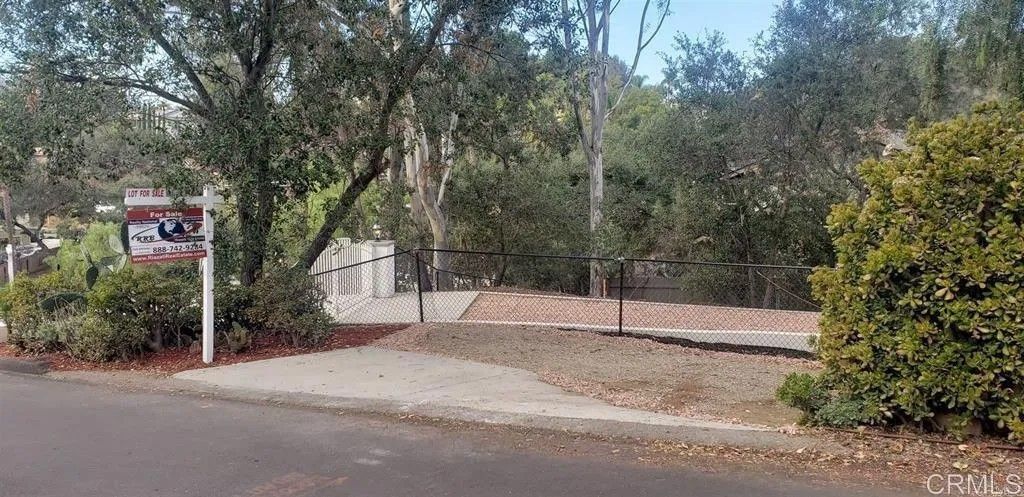 Photo of 10258 Jesmond Dr, Escondido, CA 92026 (MLS # PTP2602537)