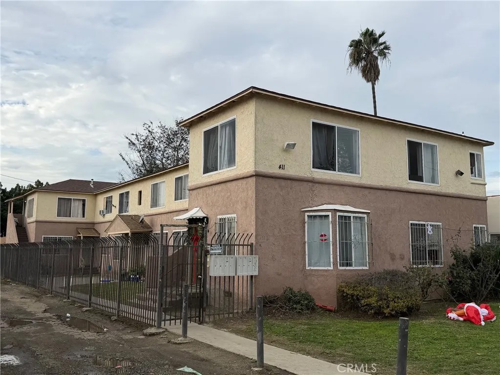 411 N Chester