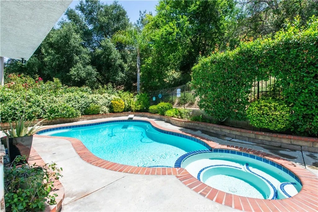 28722 Darrow