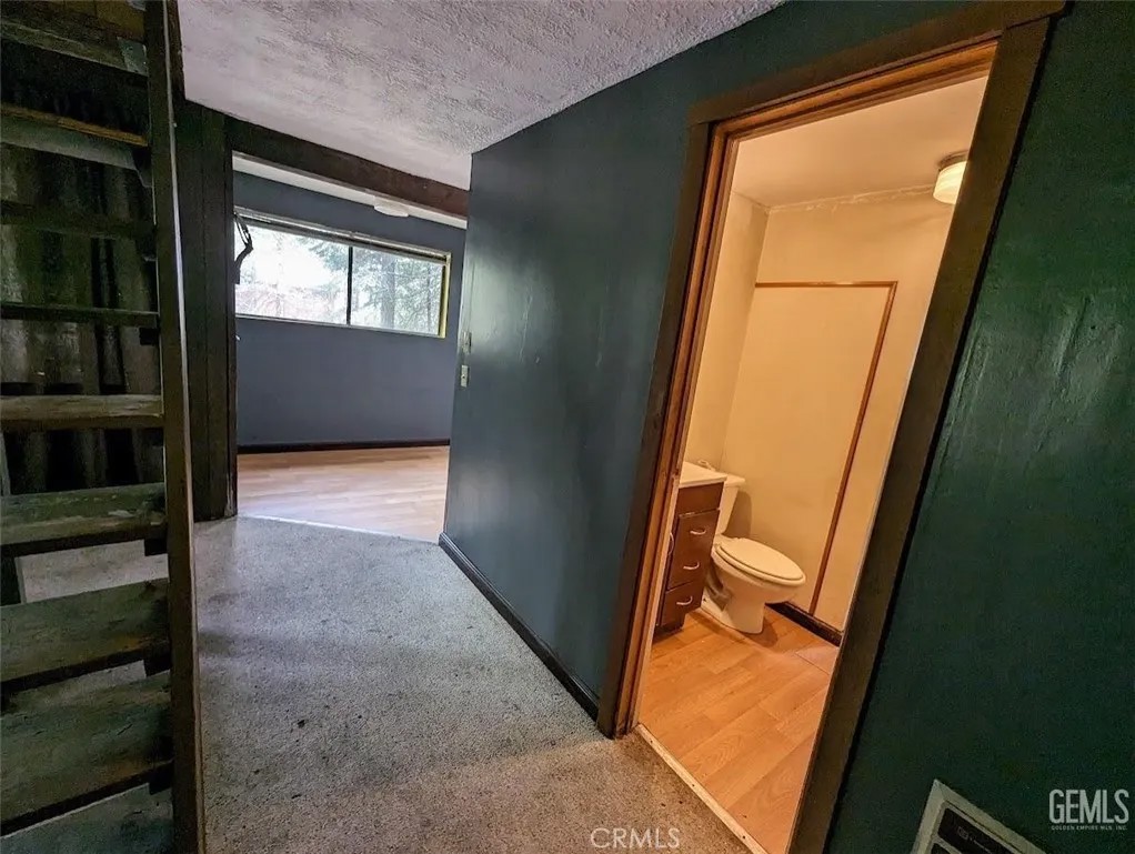 10521 Pine Drive