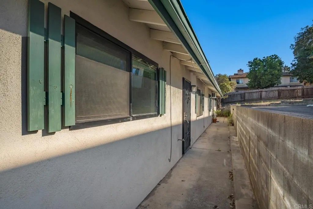 Photo of 737 N Alda Drive, San Marcos, CA 92069 (MLS # PTP2604997)