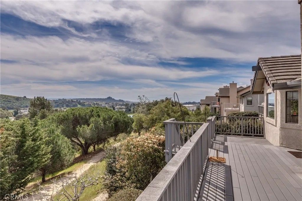 Photo of 231 Oakwood Court, Arroyo Grande, CA 93420 (MLS # PI26056400)