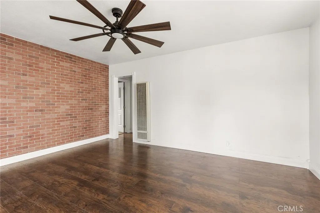6535 Downey