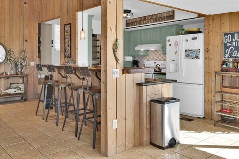 Tiny photo for 8799 Circle Oak Dr, Bradley, CA 93426 (MLS # NS25250110)