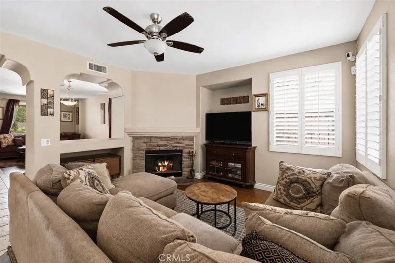 39215 Chantilly