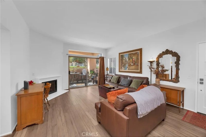 290 Villa Point Drive