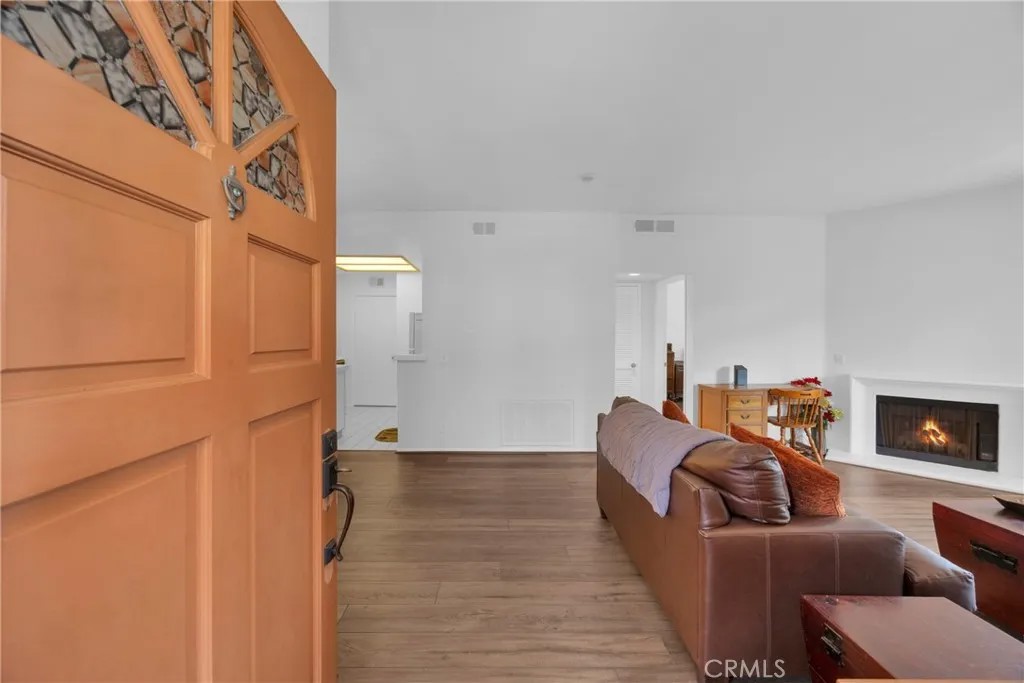 290 Villa Point Drive