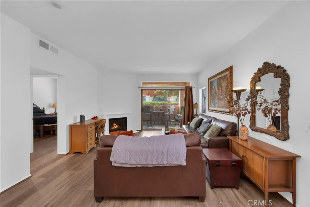 290 Villa Point Drive