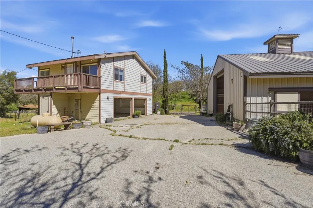 42135 San Francisquito Canyon Rd